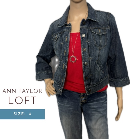 LOFT Jackets & Blazers - ANN TAYLOR LOFT Women’s Denim Jacket (Size 4)
